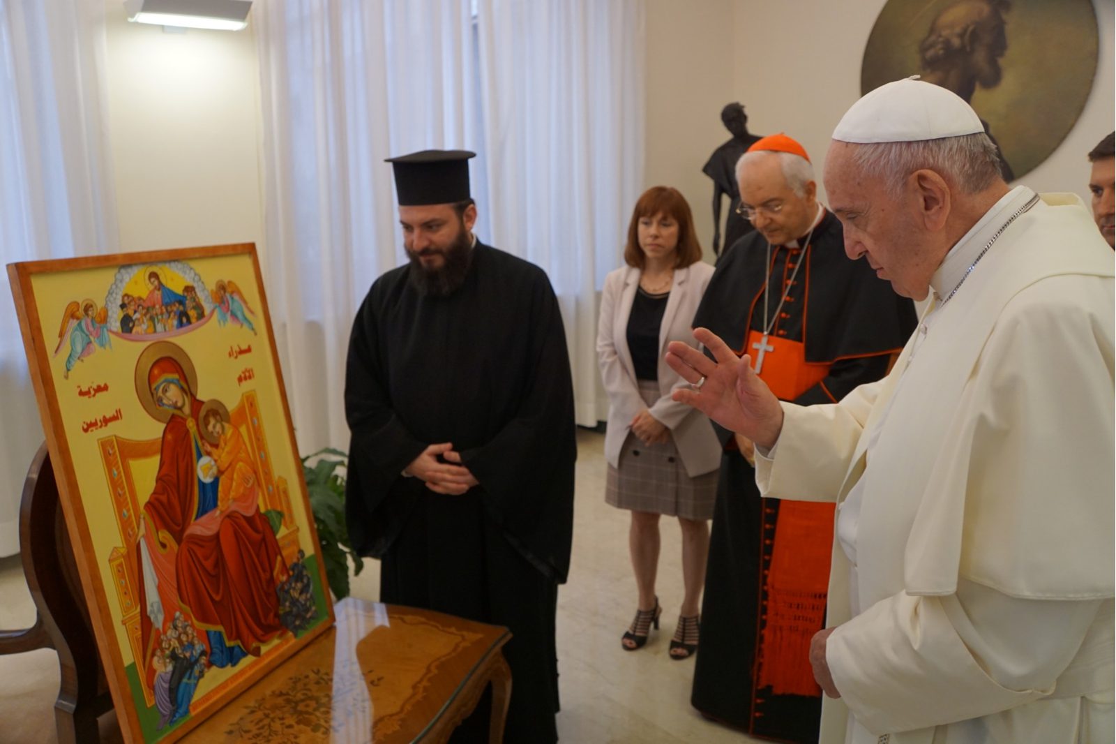 20190916-Pope-Francis-blesses-Icon-for-Syria