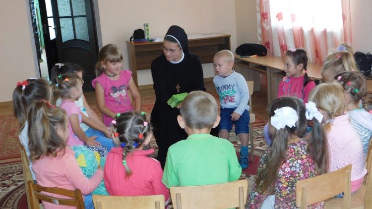 Help for 52 sisters of the "Sestry Presv. Rodyny" sisters of the Holy Family in Lviv