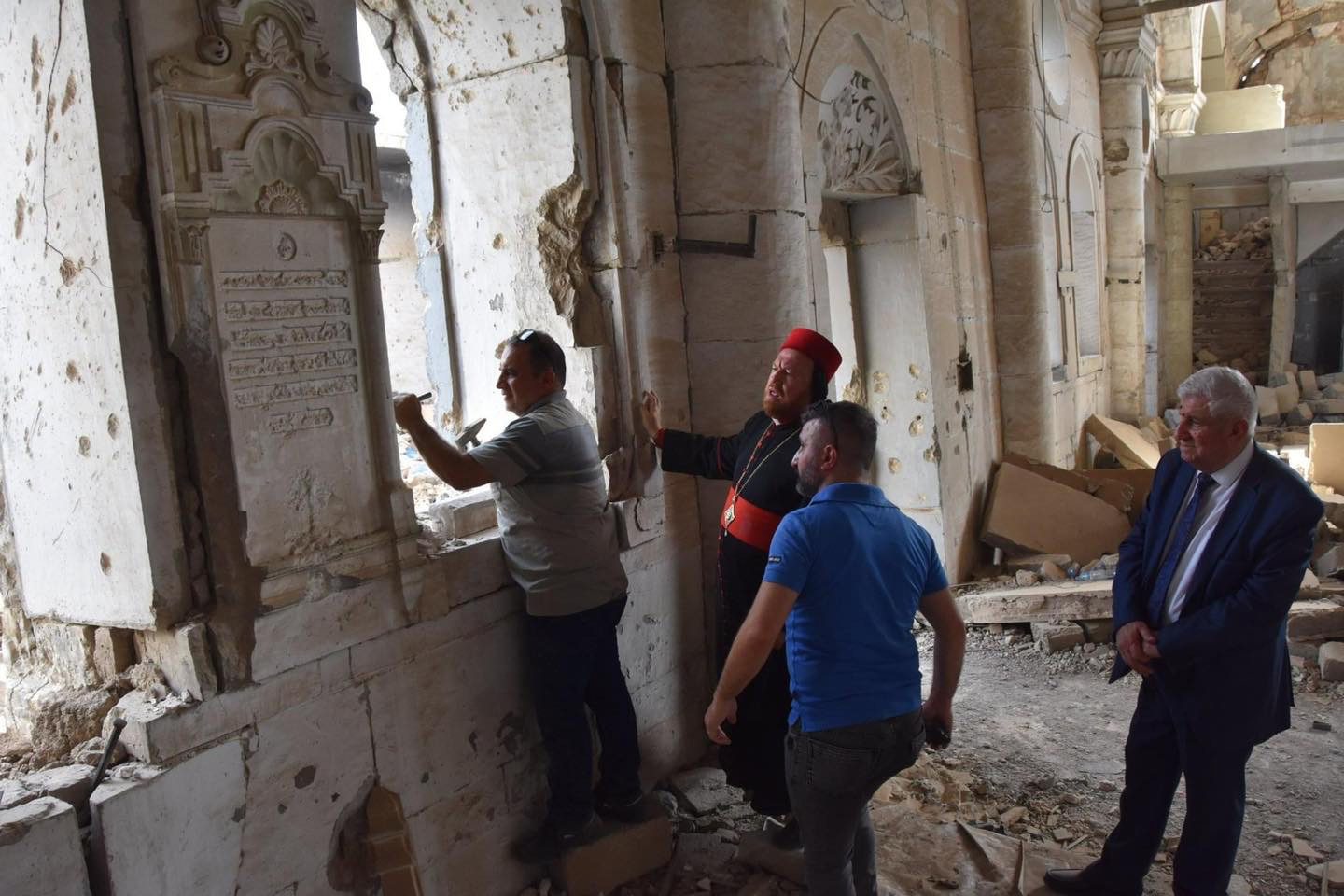Oude relikwieën gevonden in door ISIS verwoeste kerk
