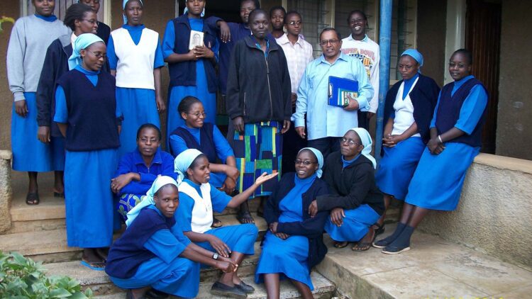 In-El-Doret-Kenia-worden-meisjes-opgevangen-door-zusters