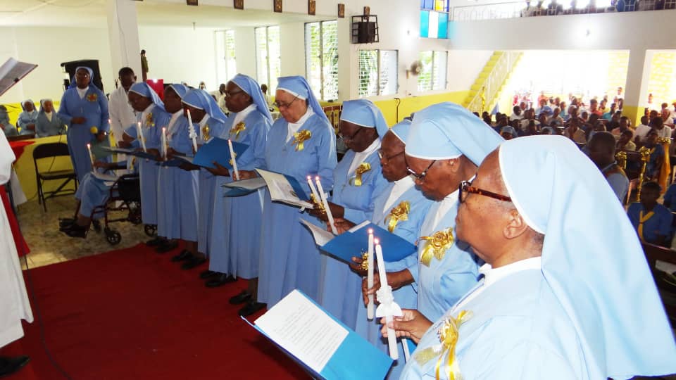 Kruisweg Haïti: twee religieuze zusters vermoord
