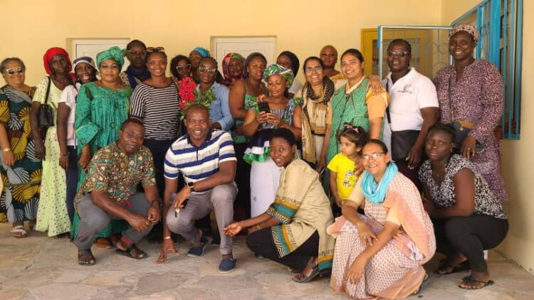 Door praktische steun en respect voor hun waardigheid, bidt de Kerk christelijke hoop aan kwetsbare personen in Mauritanië. Door praktische steun en respect voor hun waardigheid, bidt de Kerk christelijke hoop aan kwetsbare personen in Mauritanië.