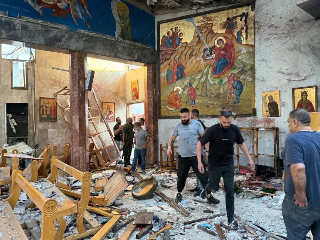 Tientallen doden en gewonden bij aanslag op kerk in Damascus