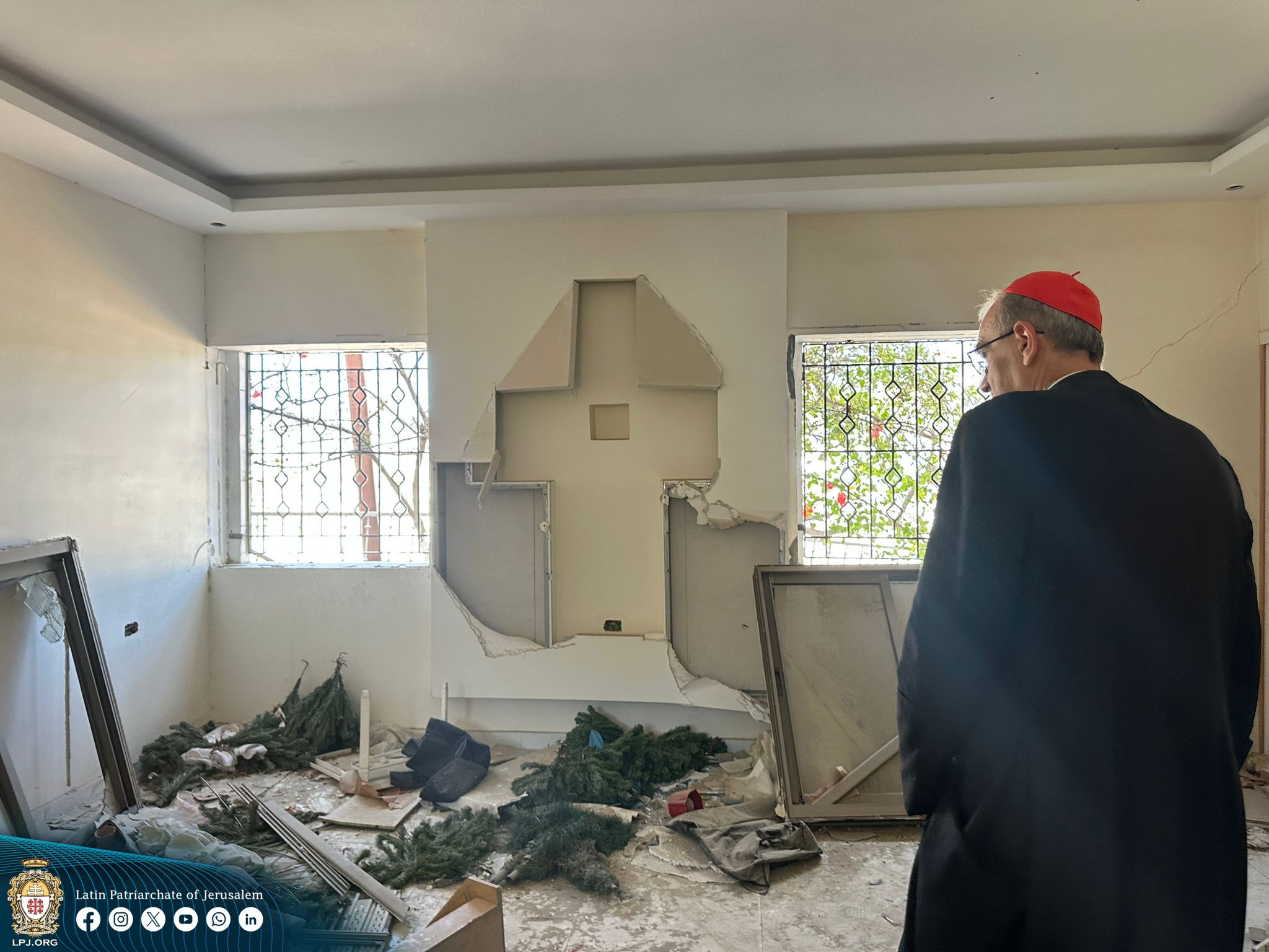 Interview gewonde priester na aanval op katholieke kerk Gaza