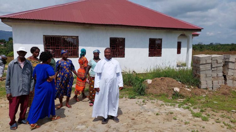Moord op priester Augustine Amadu schokt Sierra Leone
