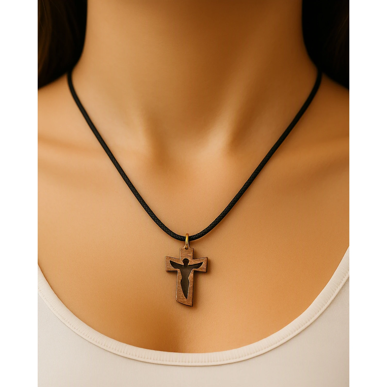 Ketting-getuige-voor-de-H.-Eucharistie-hals-AI Ketting-getuige-voor-de-H.-Eucharistie-hals-AI