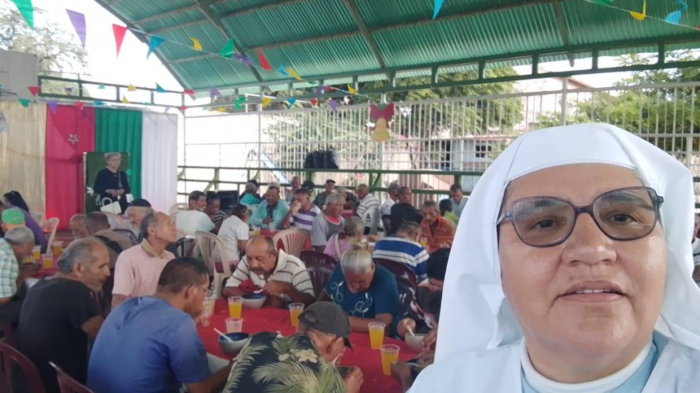 Zusters Venezuela zorgen voor zieken