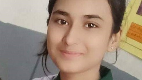 Photos of 14 year old Pakistani Huma Younus abducted in October 2019