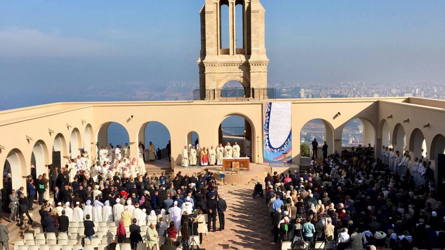 ACN-20180323-69415 Mgr Bafouakouaho Algerije