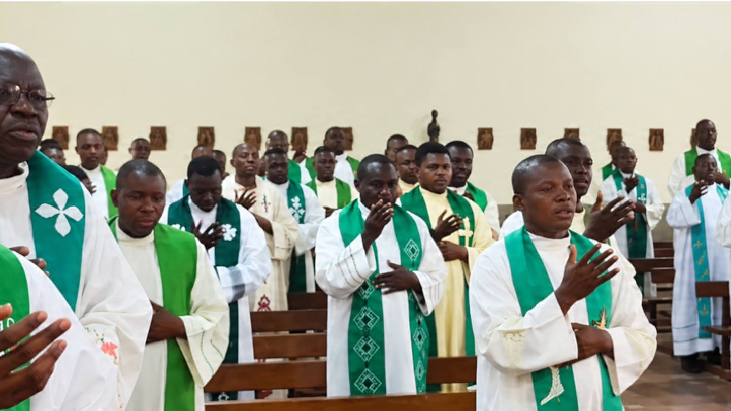 ACN-20240513-164717-retraite-priesters-banner-verscherpt