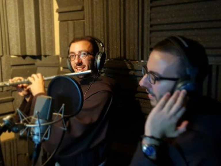 04_0 Syrische broers Franciscanen componeren muziek